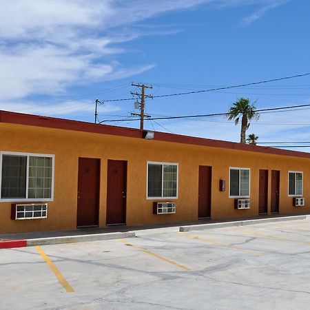 A Nights Inn Ridgecrest Εξωτερικό φωτογραφία
