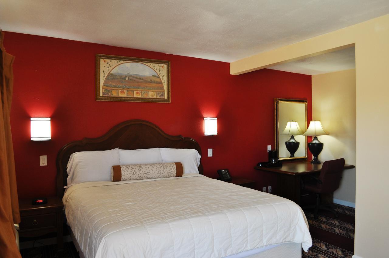 A Nights Inn Ridgecrest Εξωτερικό φωτογραφία